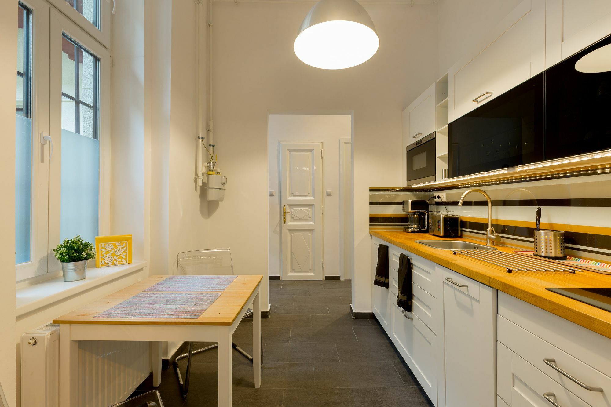 Bpm-Kate'S Central Home In Budapest Eksteriør bilde